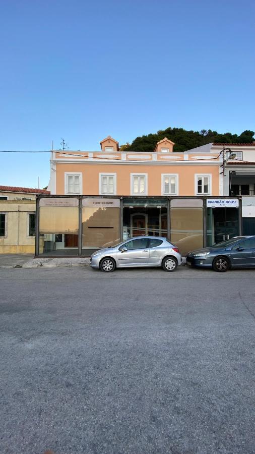 بيت شباب Brandao House كاباريكا المظهر الخارجي الصورة