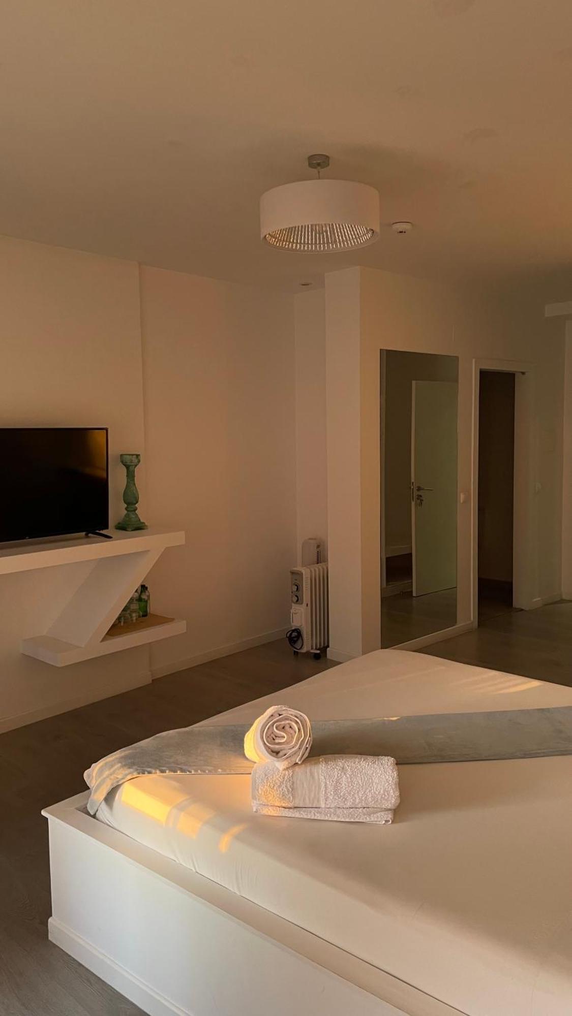 بيت شباب Brandao House كاباريكا المظهر الخارجي الصورة