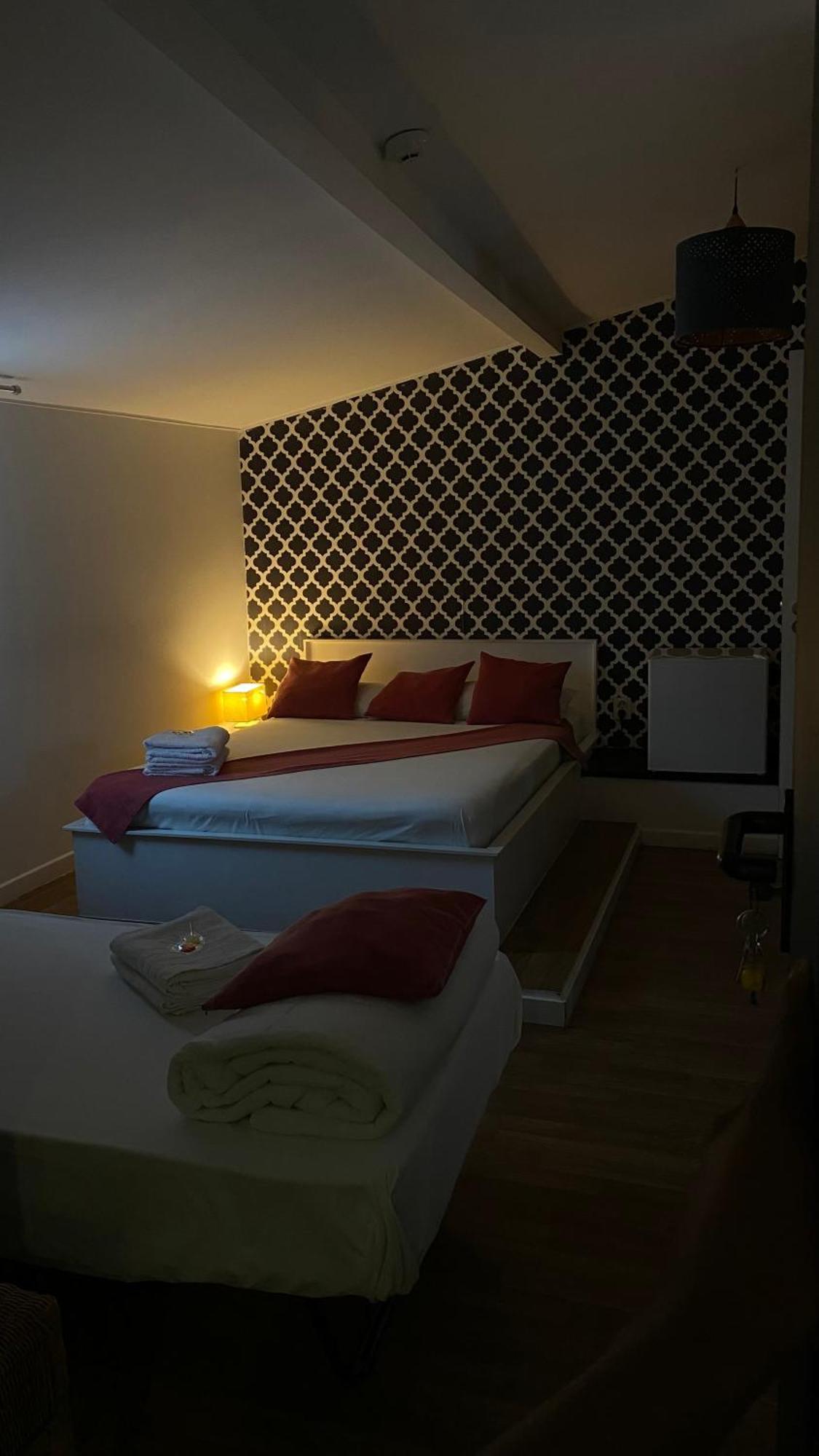 بيت شباب Brandao House كاباريكا المظهر الخارجي الصورة